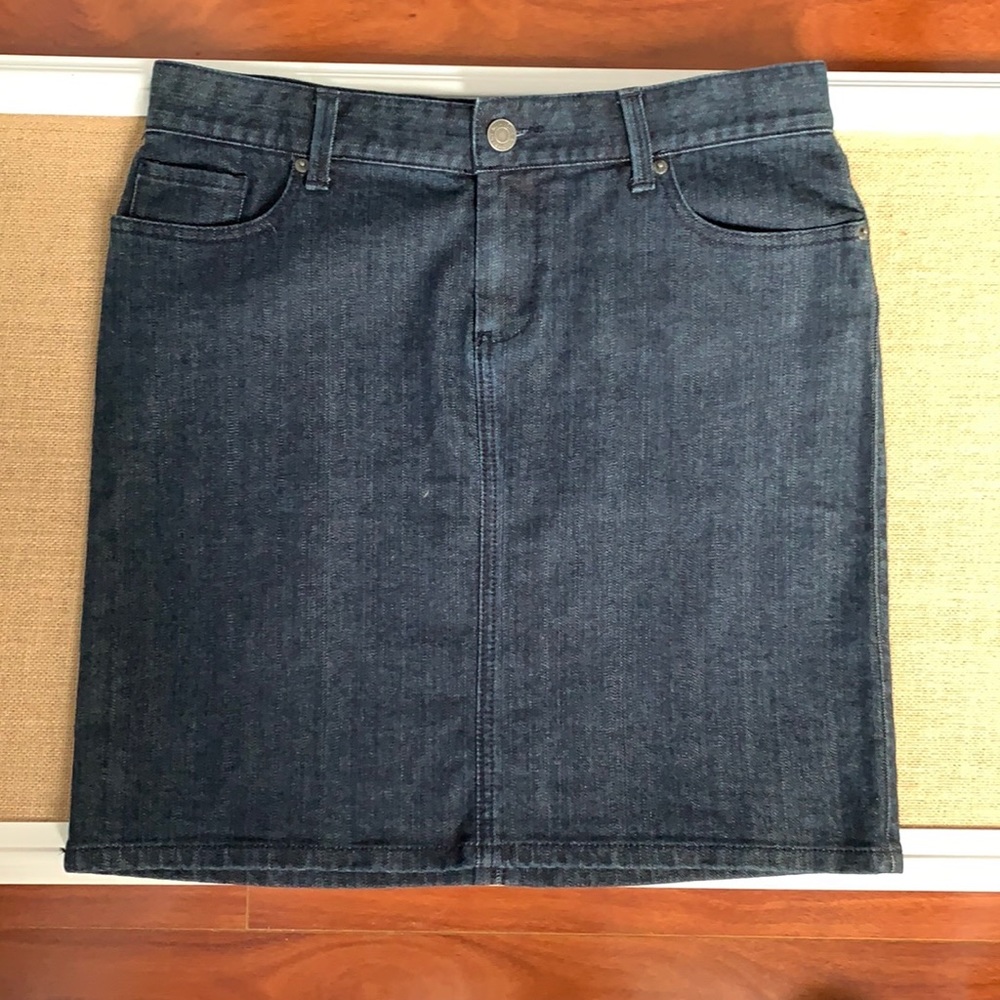 GUC NY & CO Denim skirt